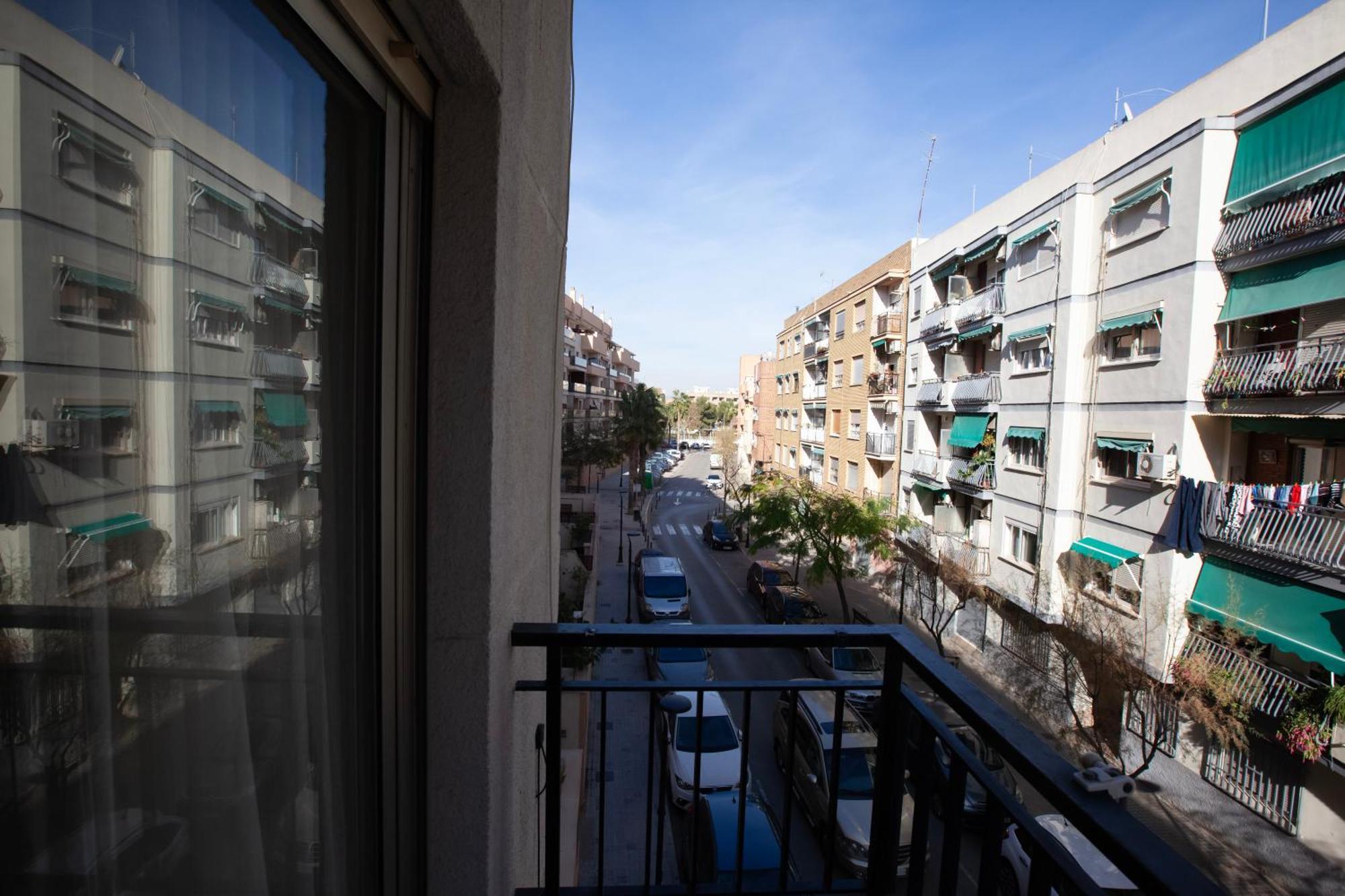 Acogedor Apartamento Valencia 3 Dormitorios Aldaia Luaran gambar